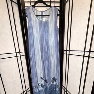 Chic Blue Floral Maxi Dress